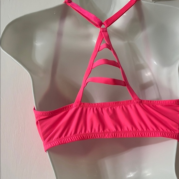 Victoria Secret Vibrant Pink Bra - Picture 3 of 5